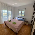 Apartment With Parking Space Maslenica, Novigrad - 12636
