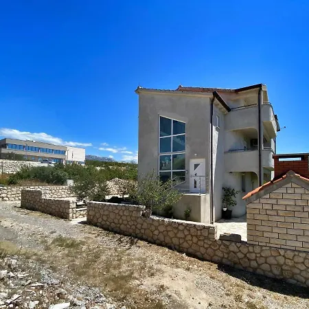 Apartamento With Parking Space Maslenica, Novigrad - 12636 Jasenice (Zadar)