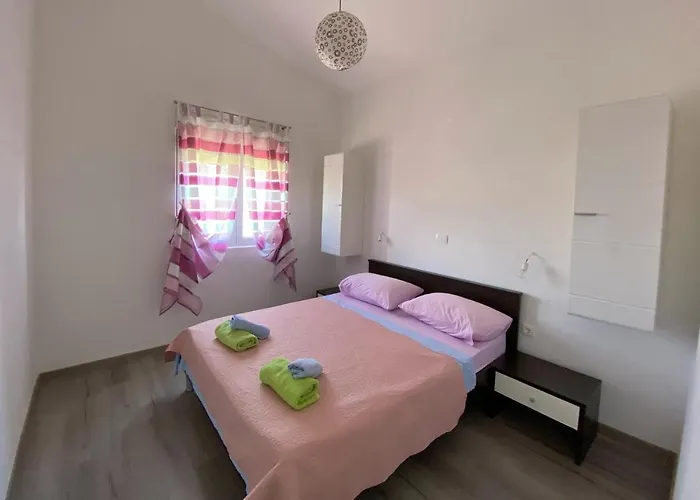 With Parking Space Maslenica, Novigrad - 12636 * Ясенице