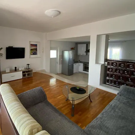 Appartement With Parking Space Maslenica, Novigrad - 12636 Jasenice (Zadar)
